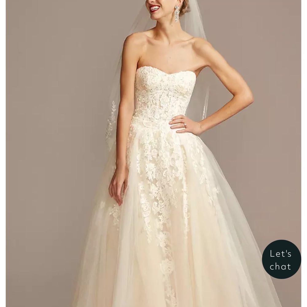David's Bridal Elegant Lace Wedding Dress